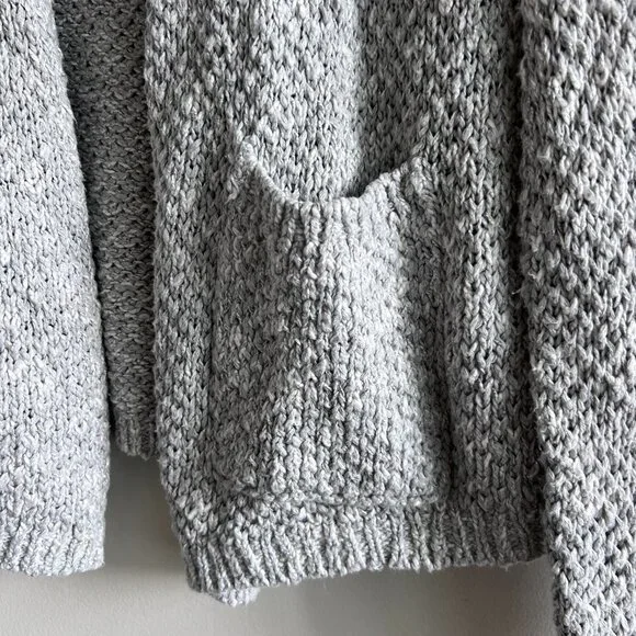 Abercrombie & Fitch Cotton Blend Cardigan Sweater Size L in Grey - Picture 2 of 7